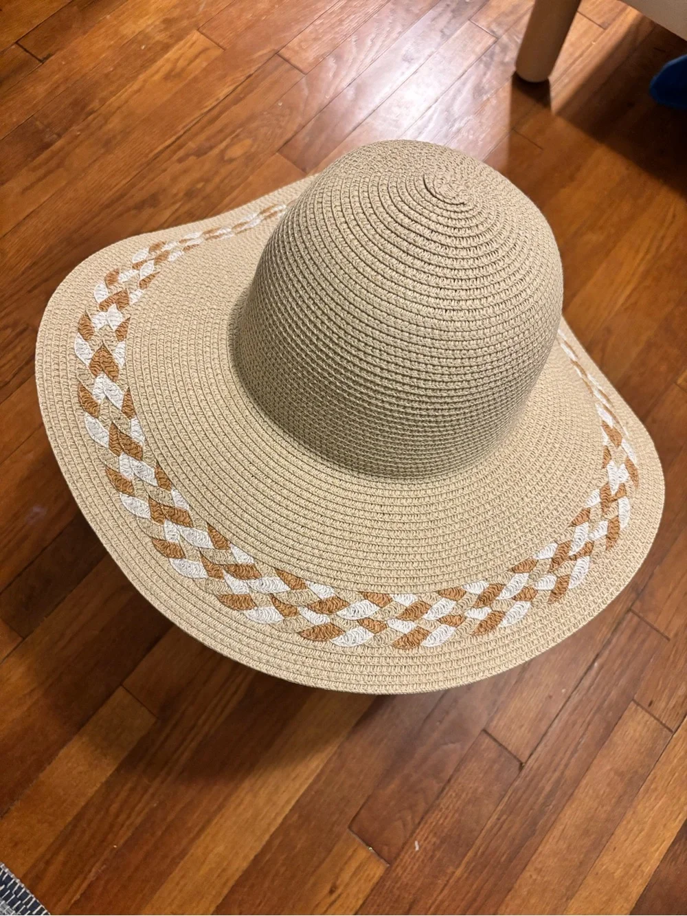 Women’s Straw Sun Hat with Braided Accent - Beige - Picture 1 of 2